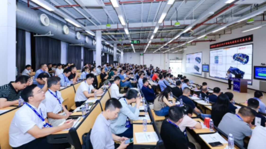 瓦力游戏助力点亮汽车电子智造未来-“2023数字富士康生态合作同伴” 共话EV未来 瓦力游戏助力点亮汽车电子智造未来-“2023数字富士康生态合作同伴” 共话EV未来